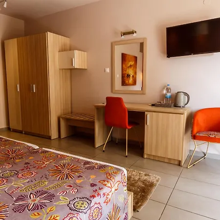 Limani Comfort Apartament *